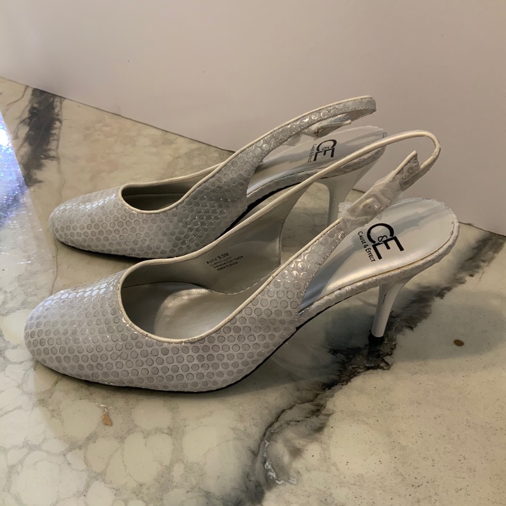 Sling Back Heels sz 9.5 Champagne New Condition 3.5” heel Elegant